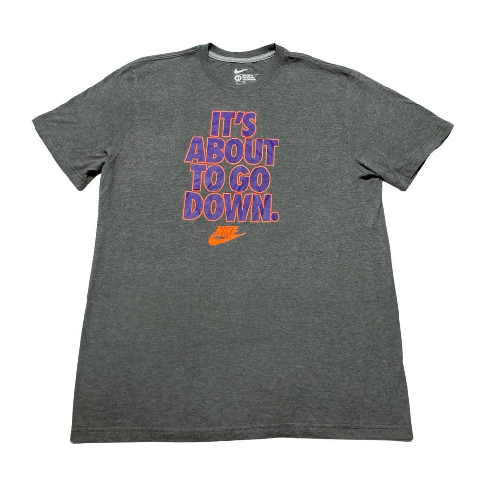 Nike Tee Short Sleeve Men's Size XL cool Graphics